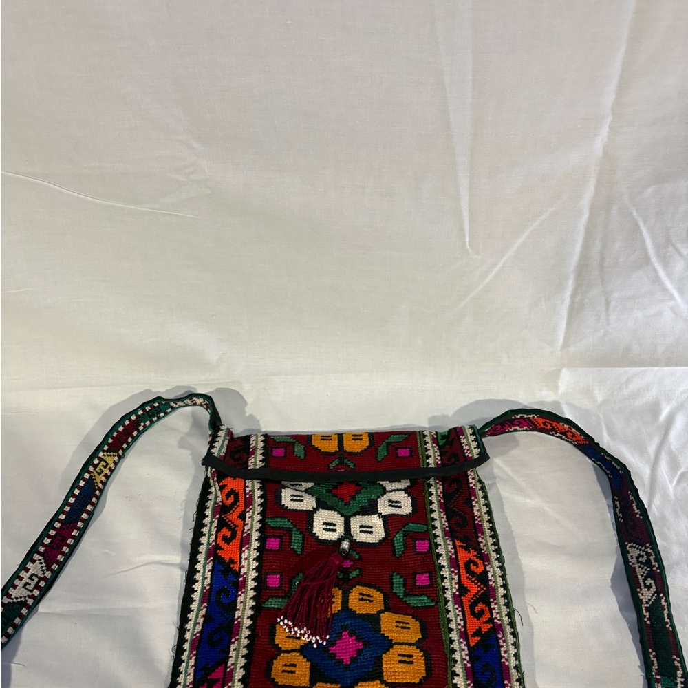 Colorful Patterned Crossbody Bag - Picture 3 of 5